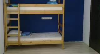 Хостел Hostel Solnechniy Симферополь Семейный номер с общей ванной комнатой-2