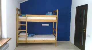 Хостел Hostel Solnechniy Симферополь Односпальная кровать в общем номере для мужчин и женщин-1