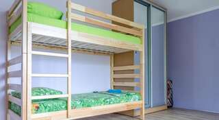 Хостел Hostel Solnechniy Симферополь Кровать в общем четырехместном номере для женщин-12